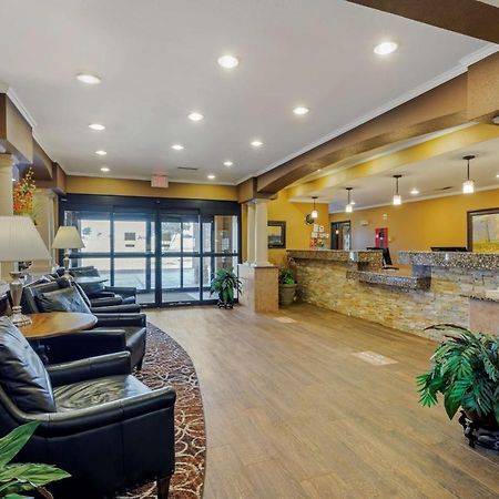 Best Western Plus Red River Inn Clarendon Bagian luar foto
