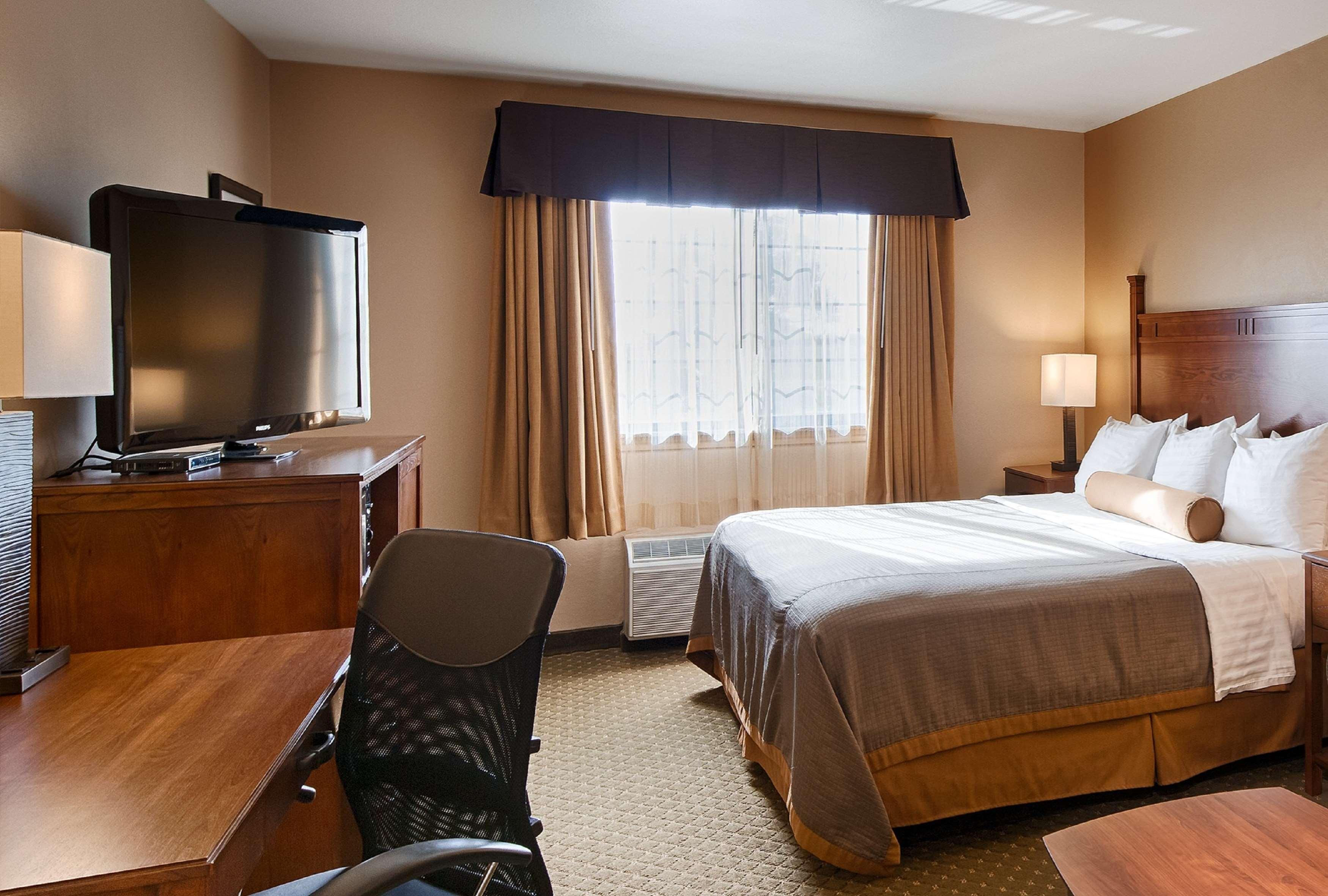Best Western Plus Red River Inn Clarendon Bagian luar foto