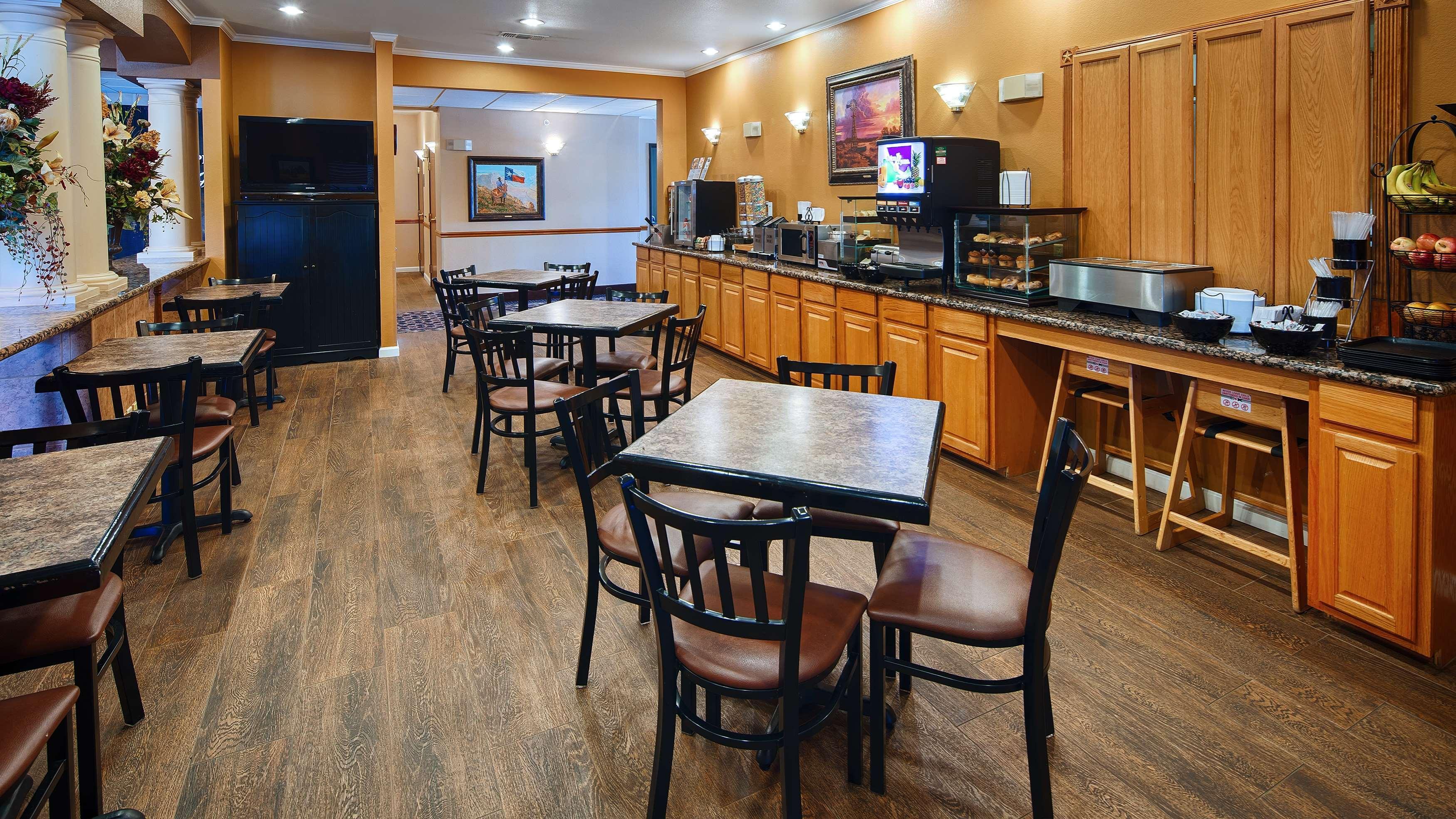 Best Western Plus Red River Inn Clarendon Bagian luar foto
