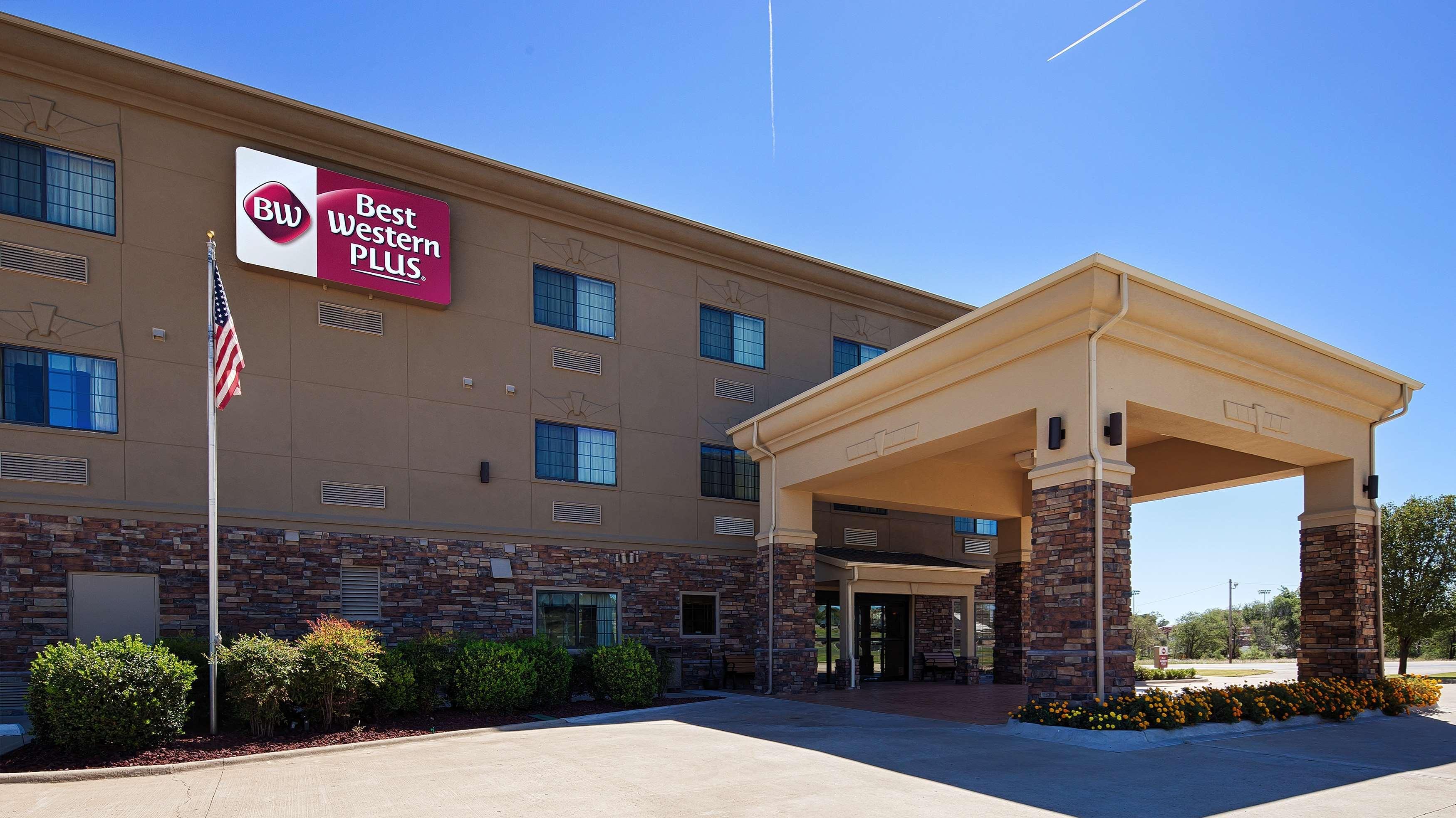 Best Western Plus Red River Inn Clarendon Bagian luar foto